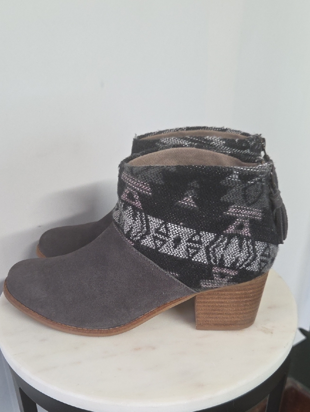 Toms Women's Gray Suede Ankle Booties with Patterned Fabric Size 8.5